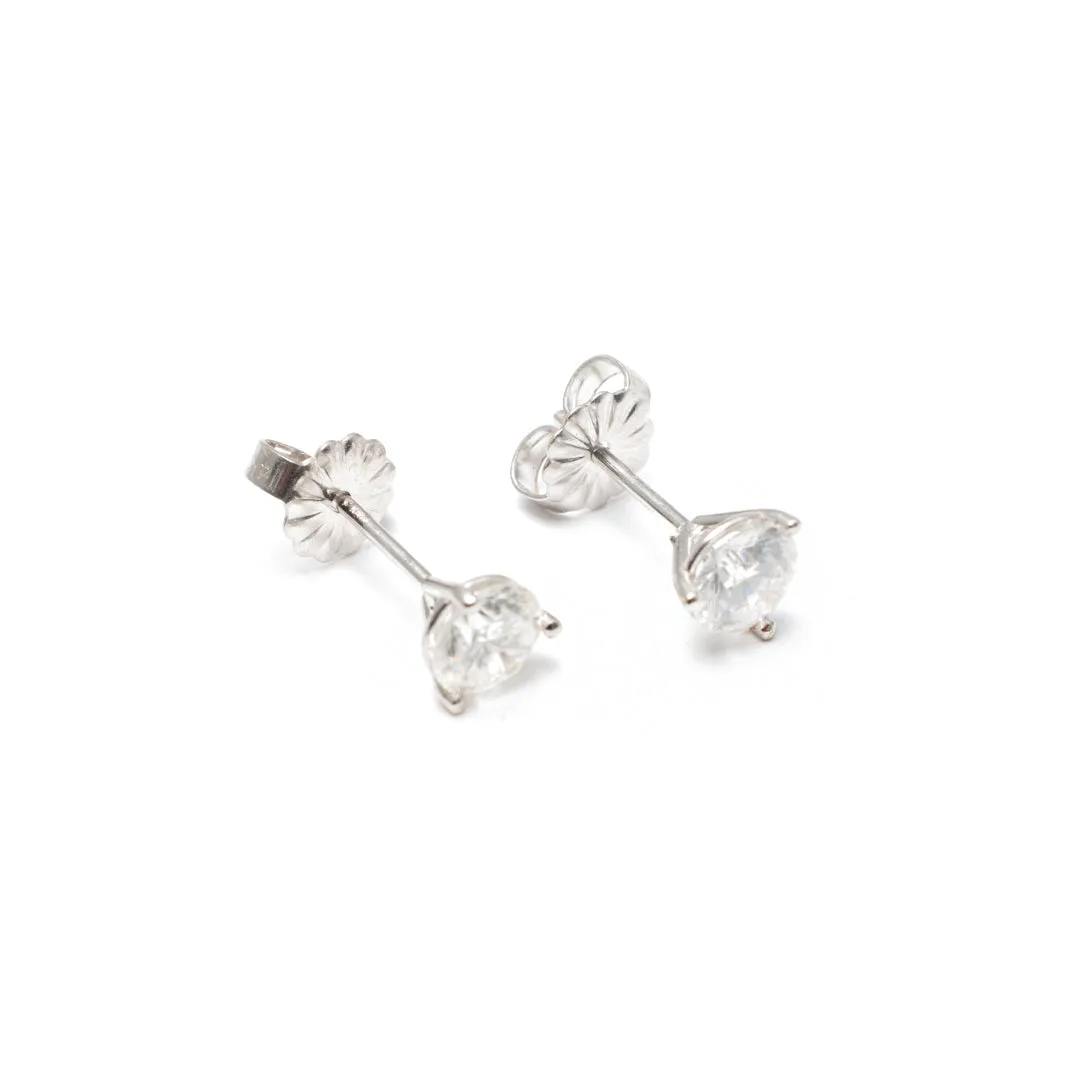 14K White Gold 3 Prong Natural Round Diamond Solitaire Stud Earrings 0.91TCW