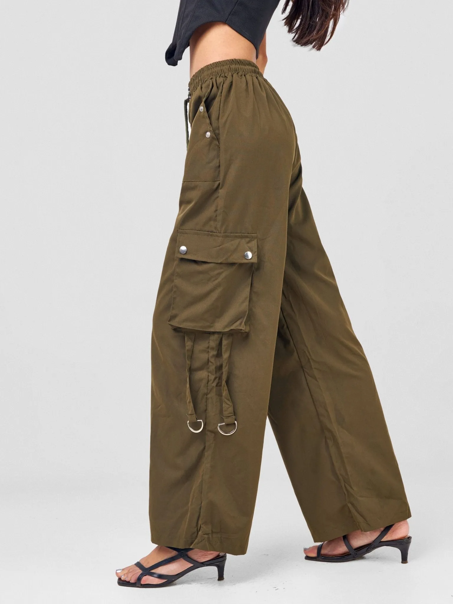 Anika Midi Rise ''Design'' Straight Fit Cargo Trousers - Army Green