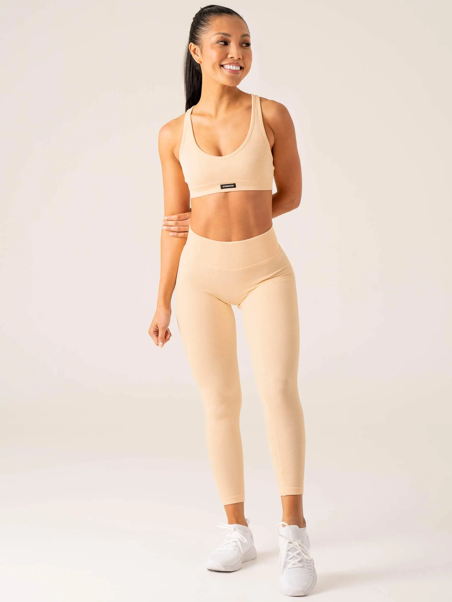 Circuit Rib Seamless Sports Bra - Peach Sorbet