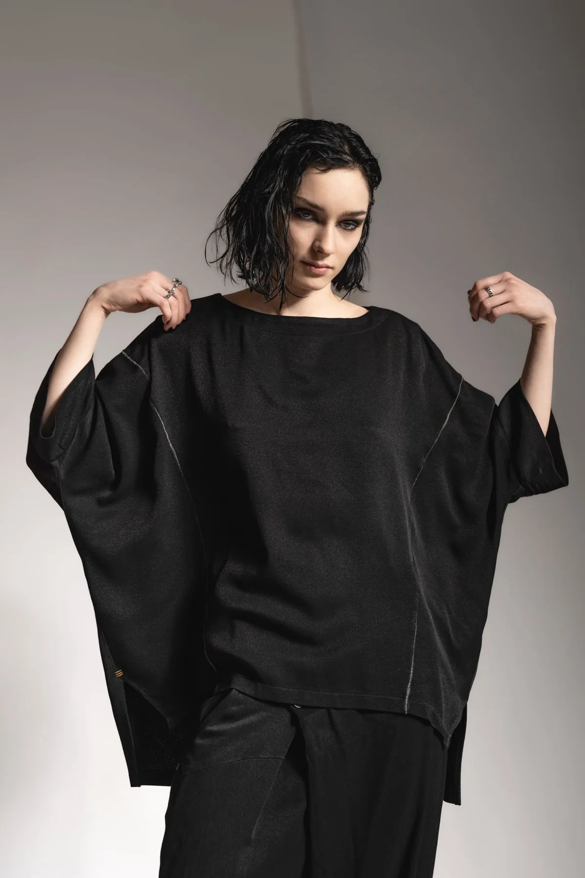 eigensinnig wien | Rosa | Oversize T-Shirt für Damen in Schwarz