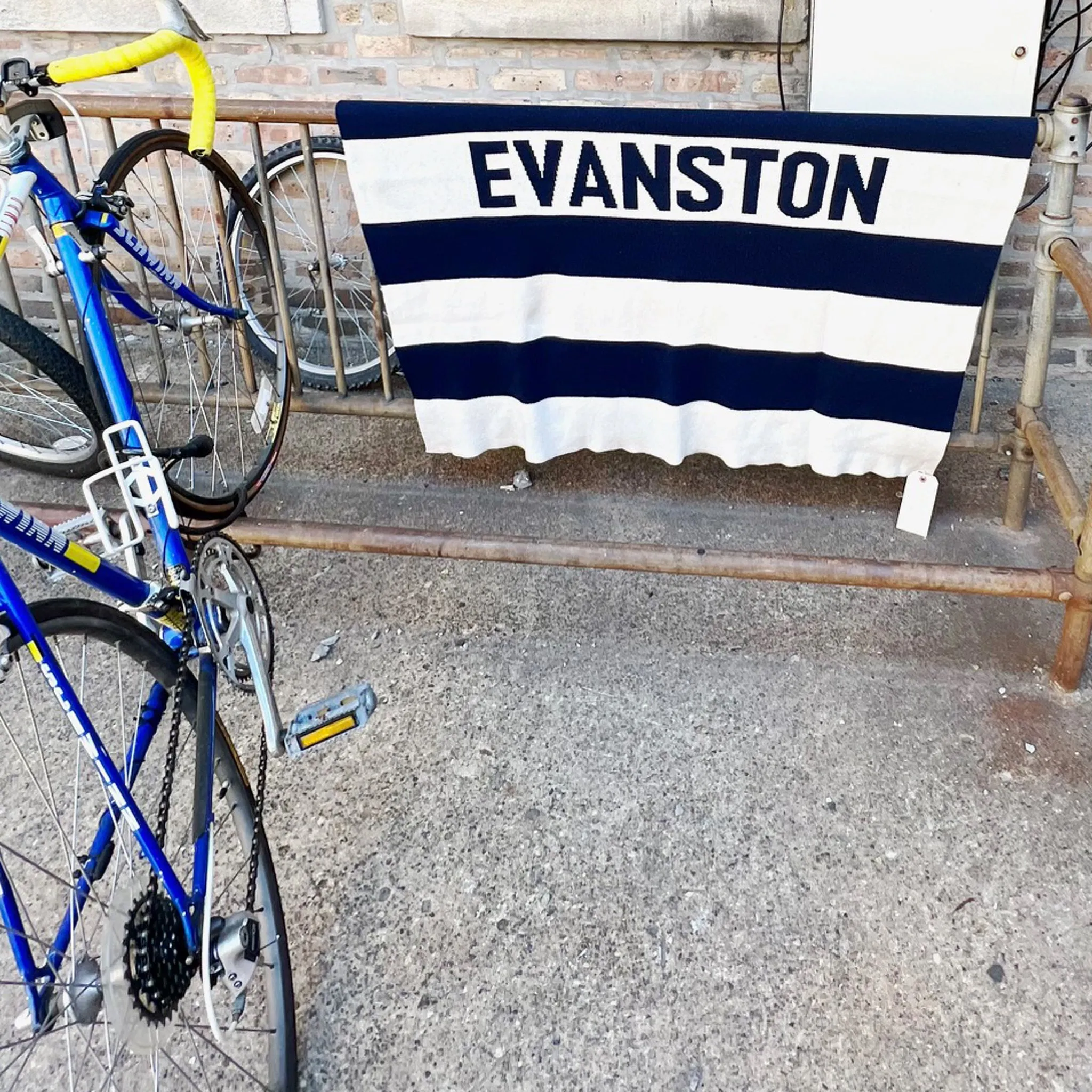 Evanston Navy & Cream Knit Throw Blanket