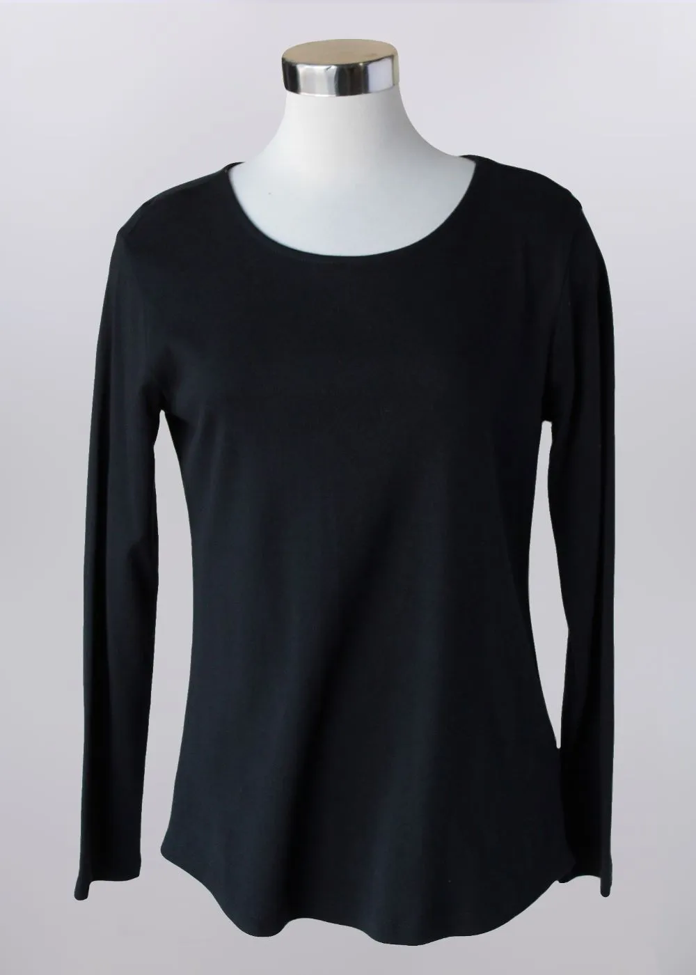 'Keren Hart' Women's Scoop Neck Basic Tee - Black