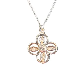 Nia clover cross flower necklace Silver