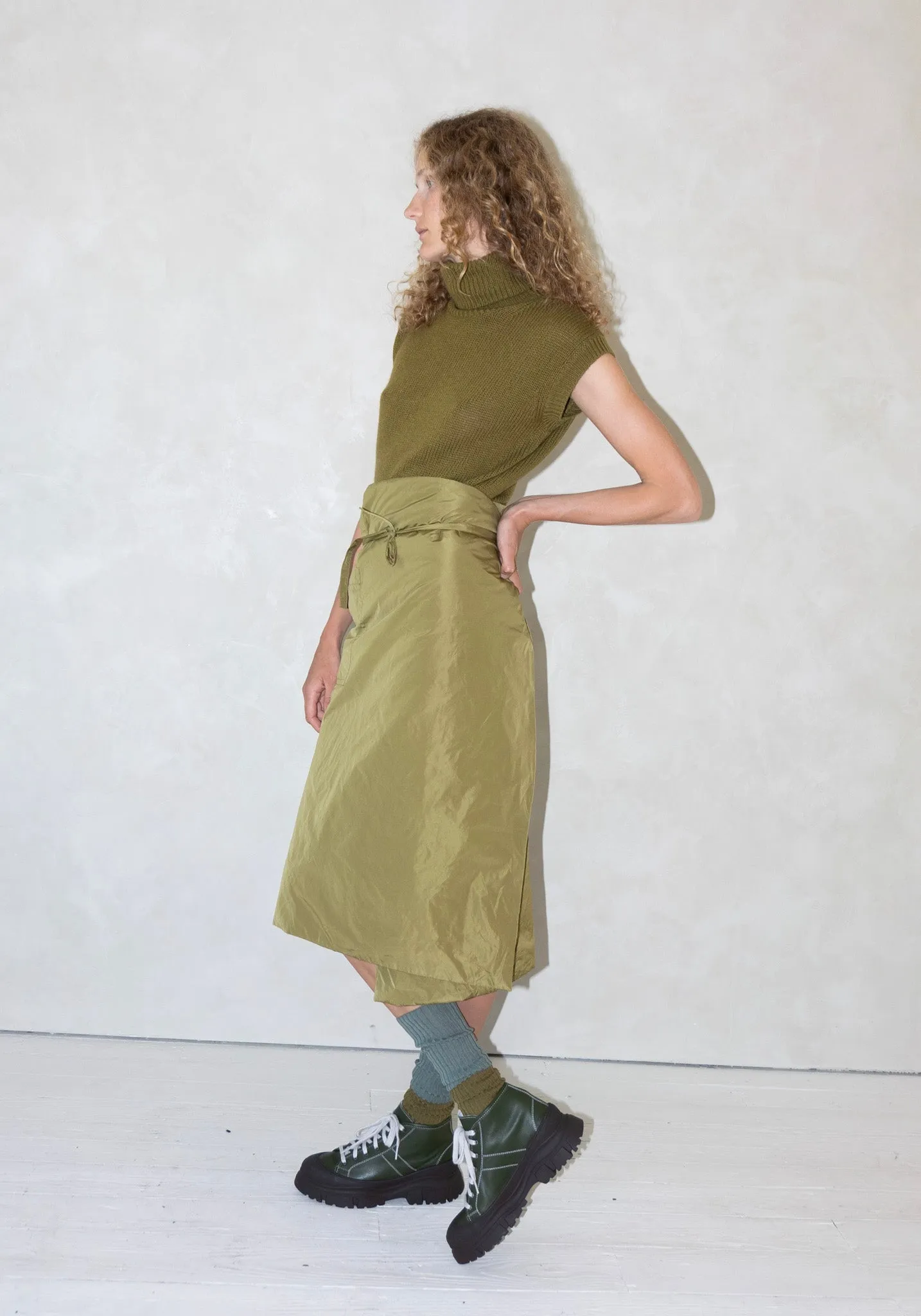 Sil Skirt in Olive Oil