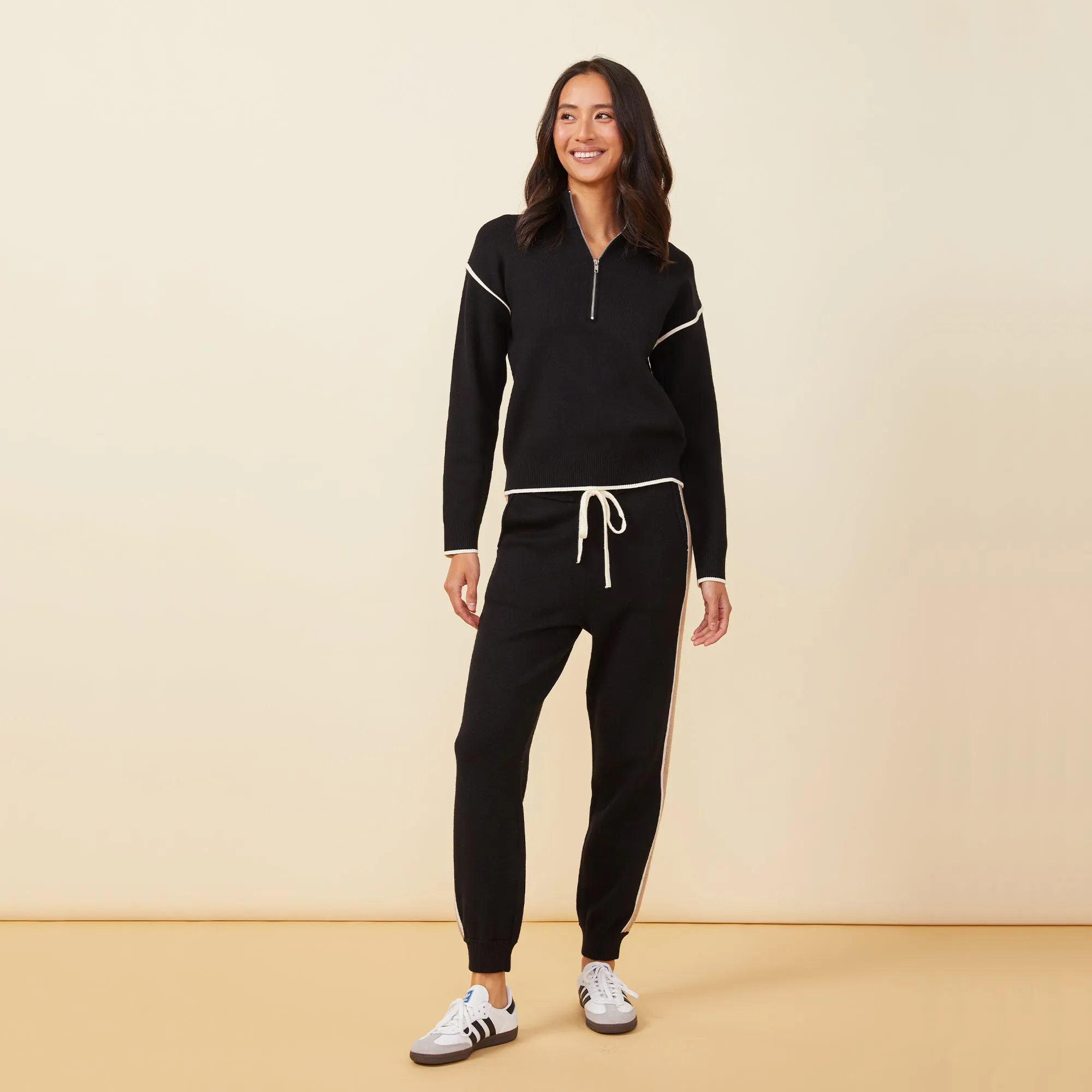 Soft Knit Contrast Stripe Jogger