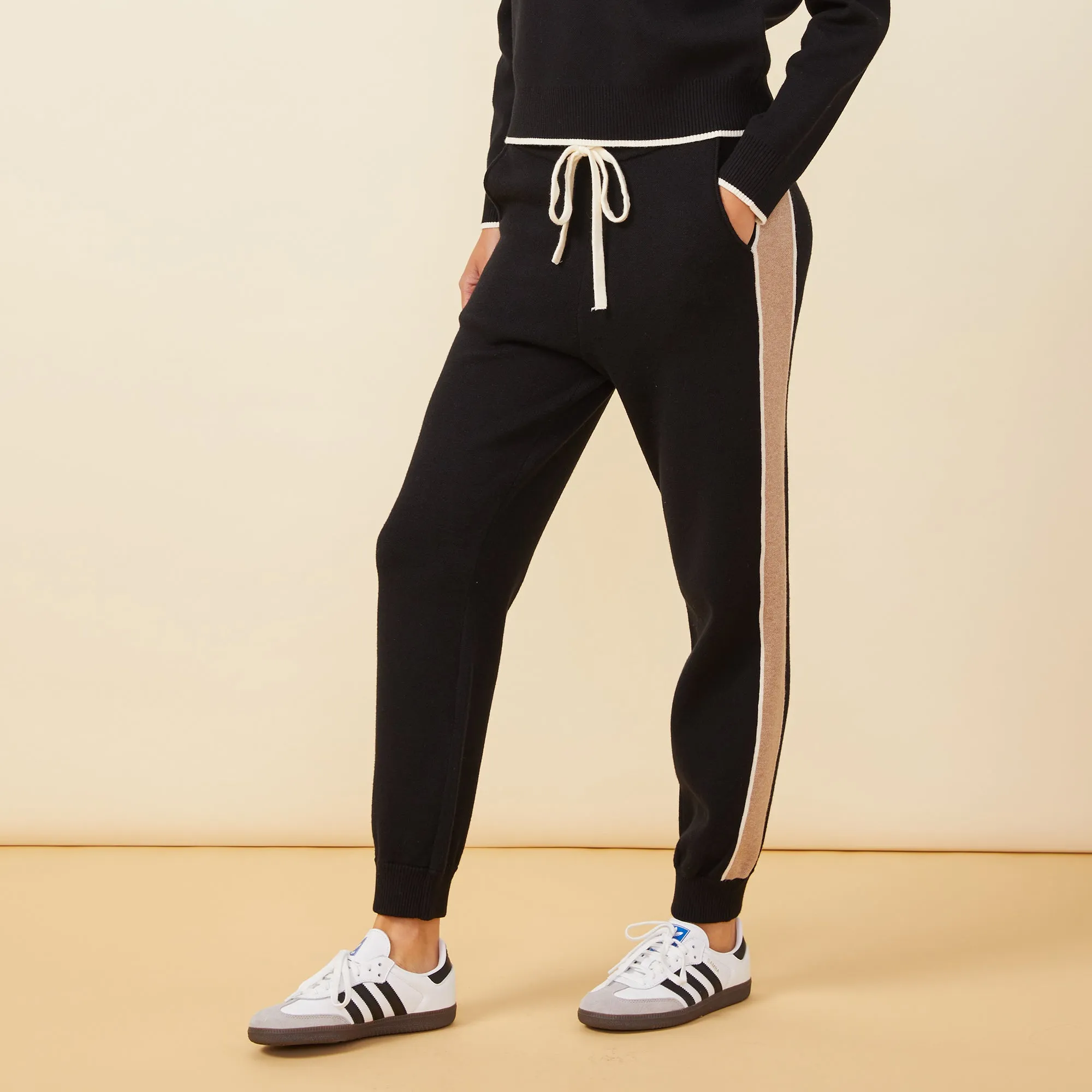 Soft Knit Contrast Stripe Jogger