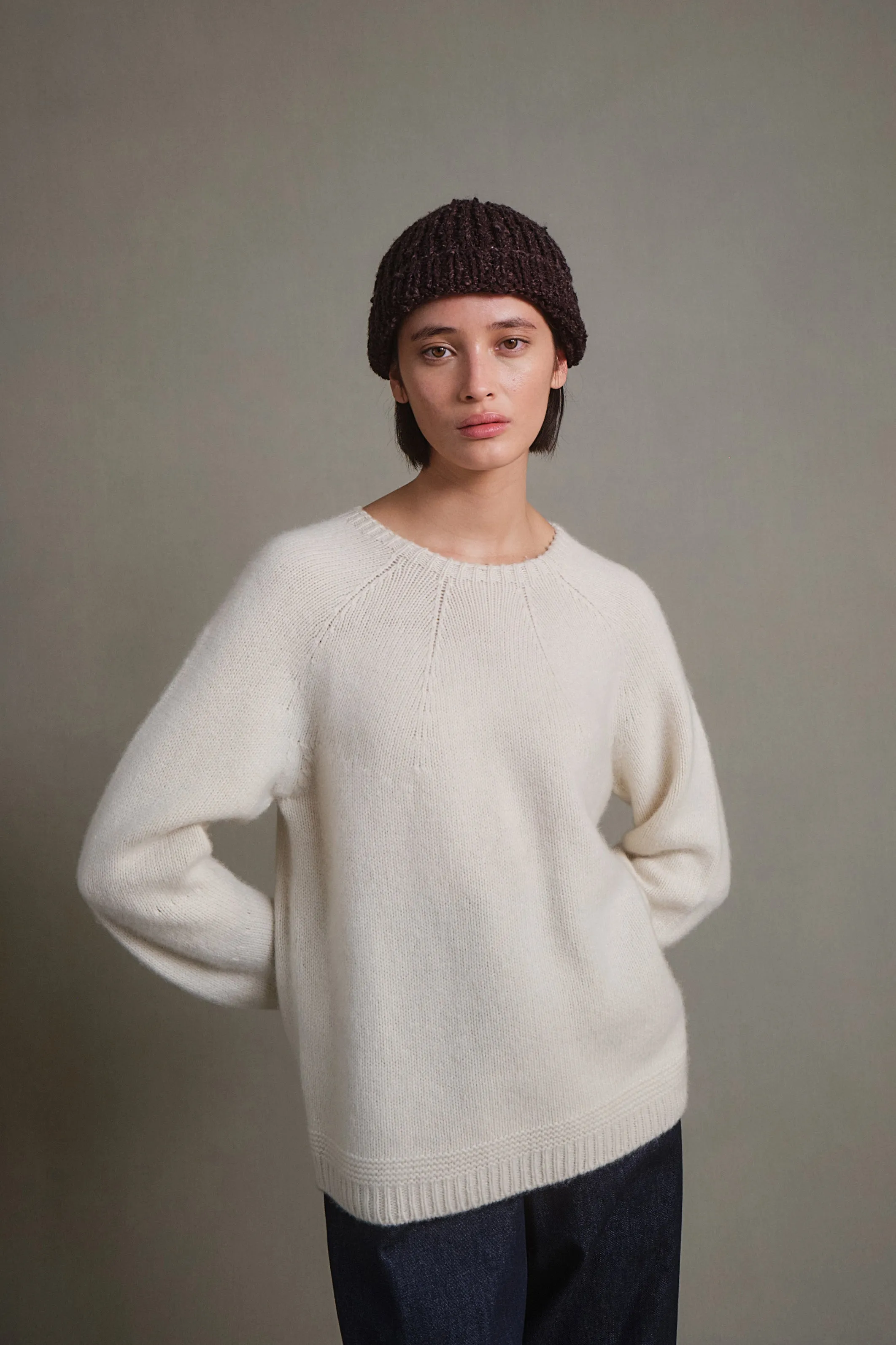 THE EXPLORER JUMPER / CASHMERE CHALK